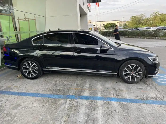 Volkswagen Magotan 2020 Model 280TSI DSG Comfort Model – фото 4