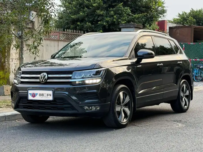 Volkswagen Tharu 2022 Model 280TSI 2WD Comfort Edition – фото 1