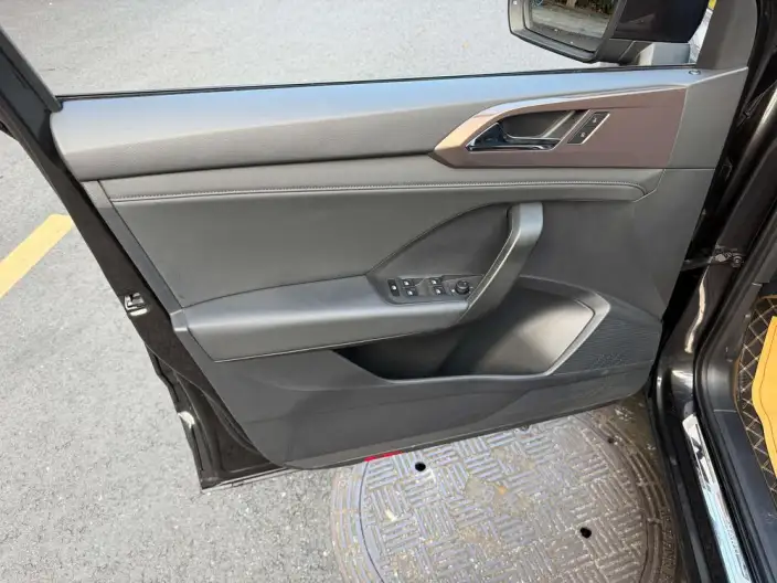 Volkswagen Tharu 2022 Model 280TSI 2WD Comfort Edition – фото 6