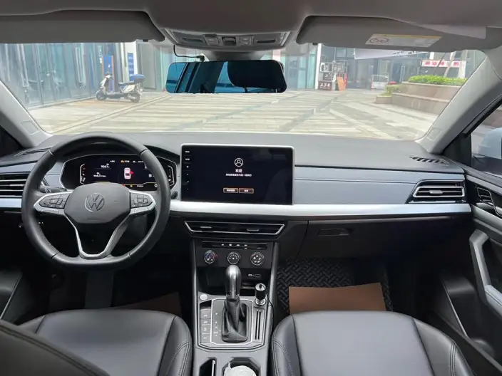 Volkswagen Lavida 2023 Model 300TSI DSG Manyi Edition – фото 7