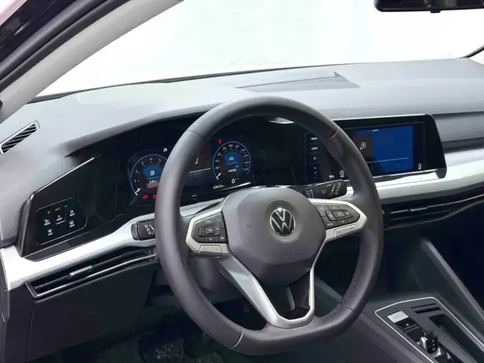 Volkswagen Golf 2021 Model 280TSI DSG Pro – фото 7