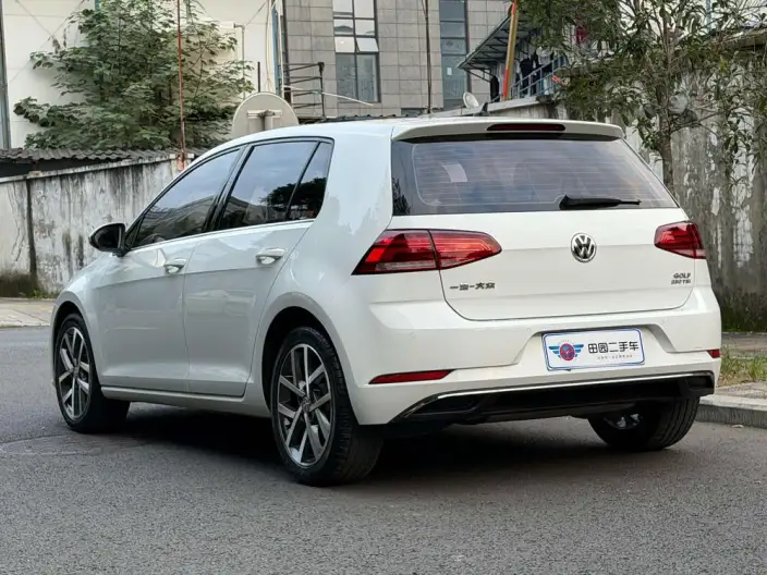 Volkswagen Golf 2020 Model Zhiai Edition 280TSI DSG Comfort Model – фото 4