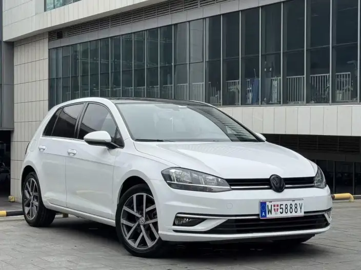 Volkswagen Golf 2020 Model Zhiai Edition 280TSI DSG Comfort Model – фото 3