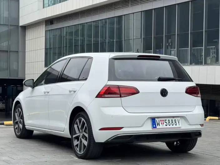 Volkswagen Golf 2020 Model Zhiai Edition 280TSI DSG Comfort Model – фото 4