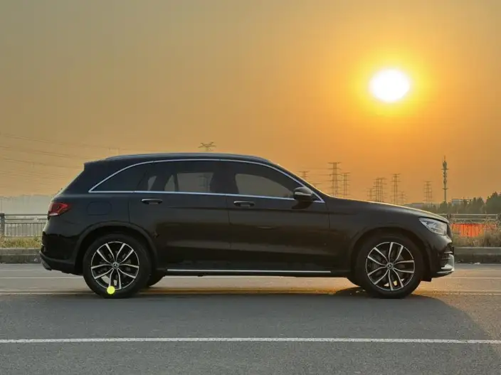 Mercedes-Benz GLC 2020 Model GLC 300 L 4MATIC Dynamic Model – фото 8