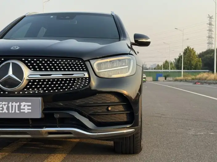 Mercedes-Benz GLC 2020 Model GLC 300 L 4MATIC Dynamic Model – фото 10