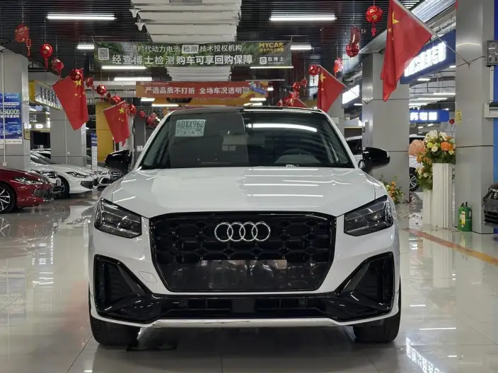 AUDI Q2L 2022 Model 35 TFSI Fashion Dynamic Model – фото 2