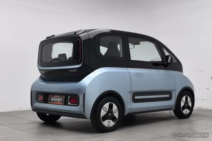 Baojun E300 2020 Model Plus Xingji Zhixing Edition