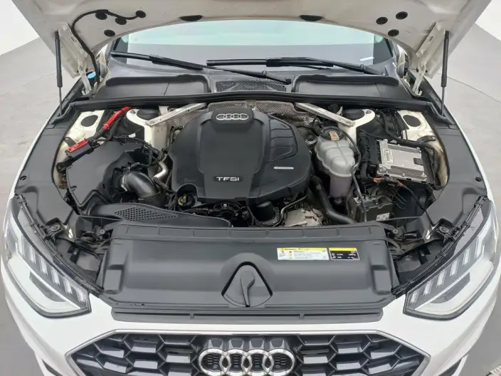 Audi A4 L 2020 Model 40 TFSI Fashion Dynamic Model – фото 10