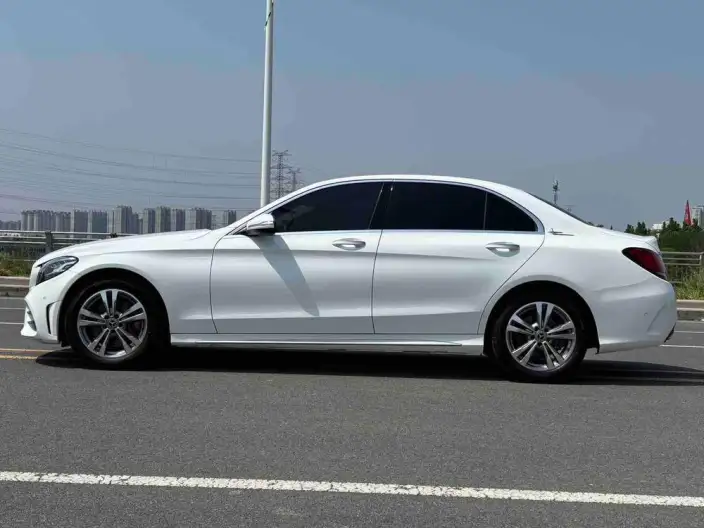 Mercedes-Benz C-Class 2020 Model C 200 L Fashion Model Sports Edition – фото 4