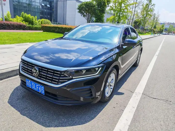 Volkswagen Passat 2023 Model Facelift 280TSI Business Edition – фото 1