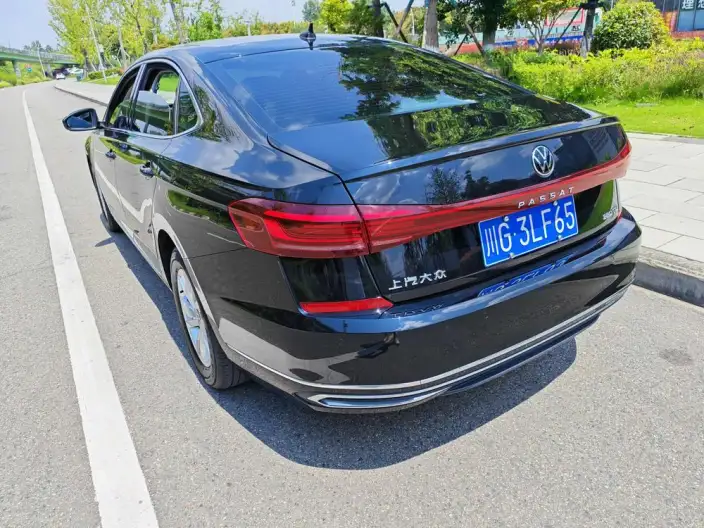 Volkswagen Passat 2023 Model Facelift 280TSI Business Edition – фото 4
