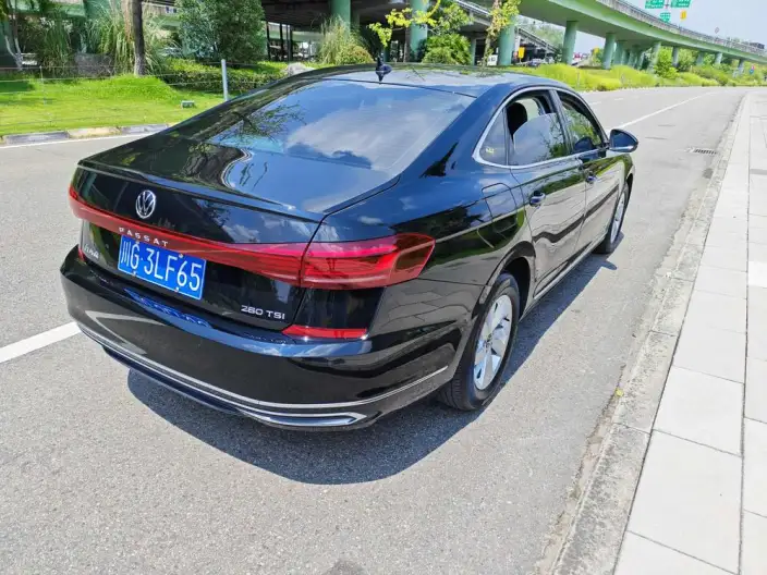 Volkswagen Passat 2023 Model Facelift 280TSI Business Edition – фото 5