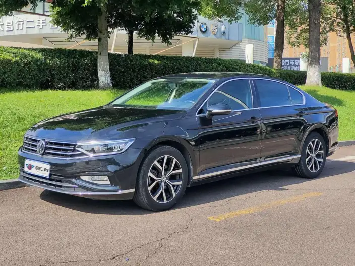 Volkswagen Magotan 2020 Model 280TSI DSG Comfort Model – фото 1