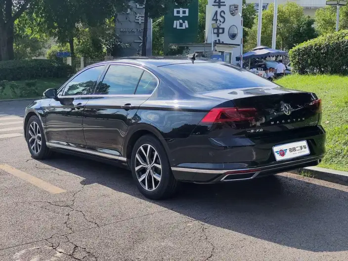 Volkswagen Magotan 2020 Model 280TSI DSG Comfort Model – фото 4