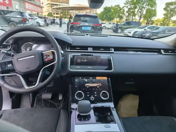 Range Rover Velar 2023 Model 250PS – фото 6