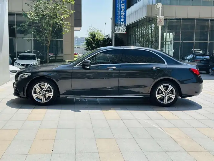 Mercedes-Benz C-Class 2021 Model C 260 L Sports Edition – фото 4
