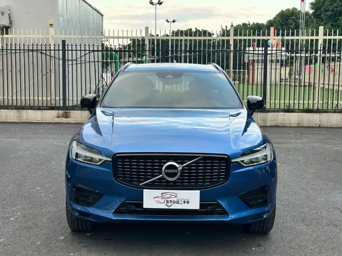 Volvo XC60 2021 Model T5 4WD Smart Range Sports Edition – фото 2