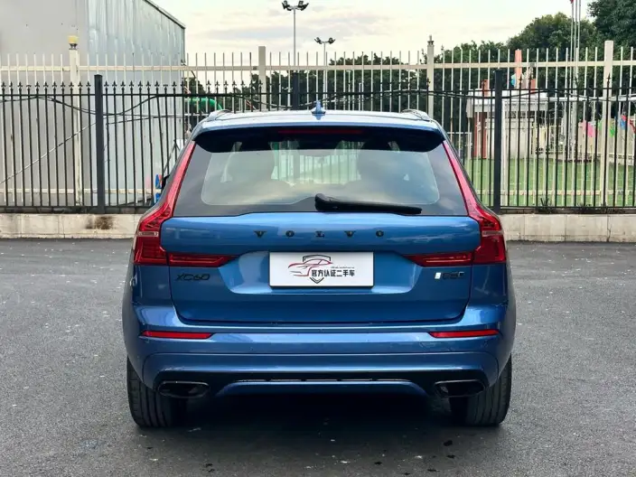 Volvo XC60 2021 Model T5 4WD Smart Range Sports Edition – фото 5