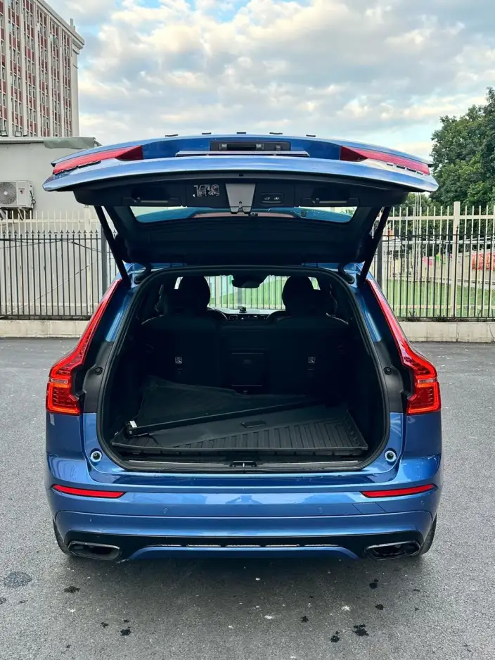 Volvo XC60 2021 Model T5 4WD Smart Range Sports Edition – фото 8