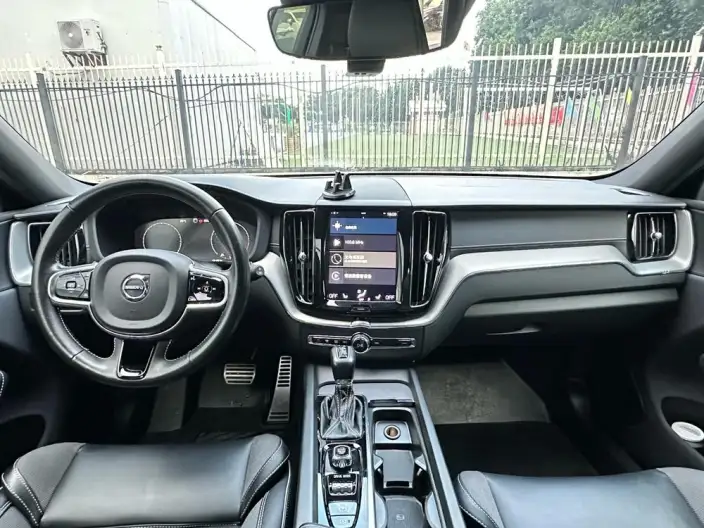 Volvo XC60 2021 Model T5 4WD Smart Range Sports Edition – фото 10