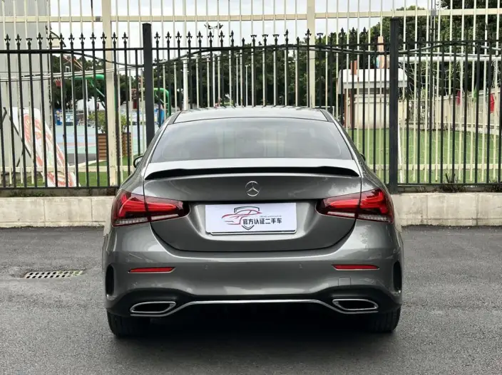 Mercedes-Benz A-class 2021 Model A 200 L Sports sedan Fashion Edition – фото 6