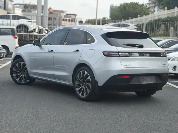 Aito M5 2022 Model Extended Range 4WD Flagship Edition