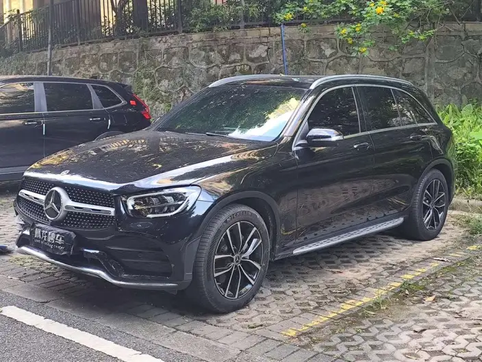 Mercedes-Benz GLC 2020 Model GLC 300 L 4MATIC Dynamic Model – фото 1