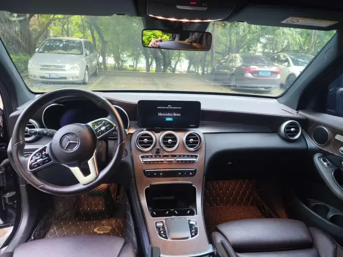 Mercedes-Benz GLC 2020 Model GLC 300 L 4MATIC Dynamic Model – фото 6