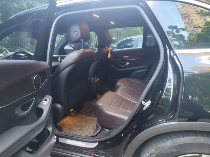 Mercedes-Benz GLC 2020 Model GLC 300 L 4MATIC Dynamic Model – фото 9