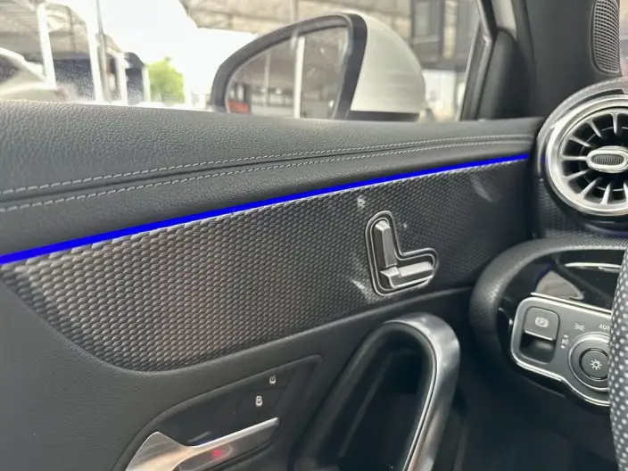 Mercedes-Benz A-class 2020 Model A 200 L Sports sedan – фото 8