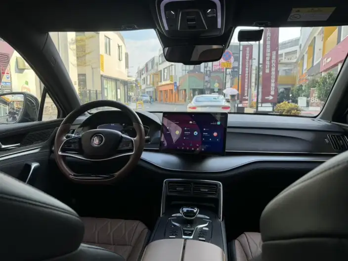 BYD Tang DM 2021 Model DM-i 1.5T 112KM Noble Model – фото 10