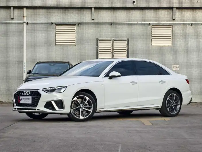 Audi A4 L 2022 Model 40 TFSI Fashion Dynamic Model – фото 1