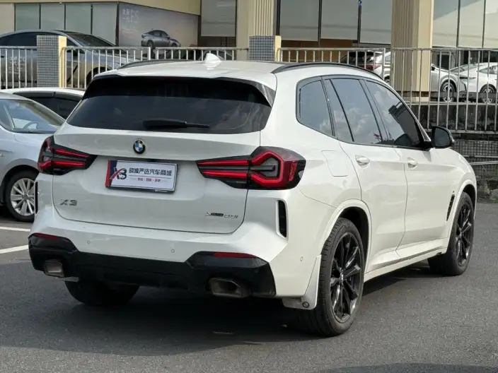 BMW X3 2023 Model xDrive30i Exclusive Model M Night Set – фото 6