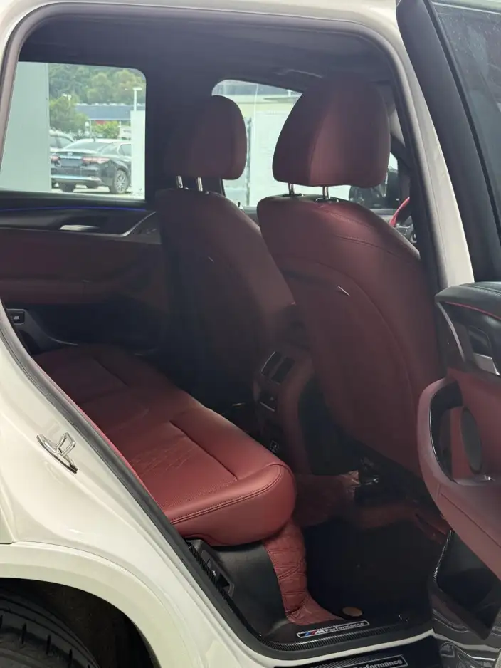 BMW X3 2023 Model xDrive30i Exclusive Model M Night Set – фото 9