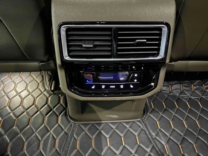 Viloran 2023 Model Facelift 380TSI Ultimate Edition – фото 10