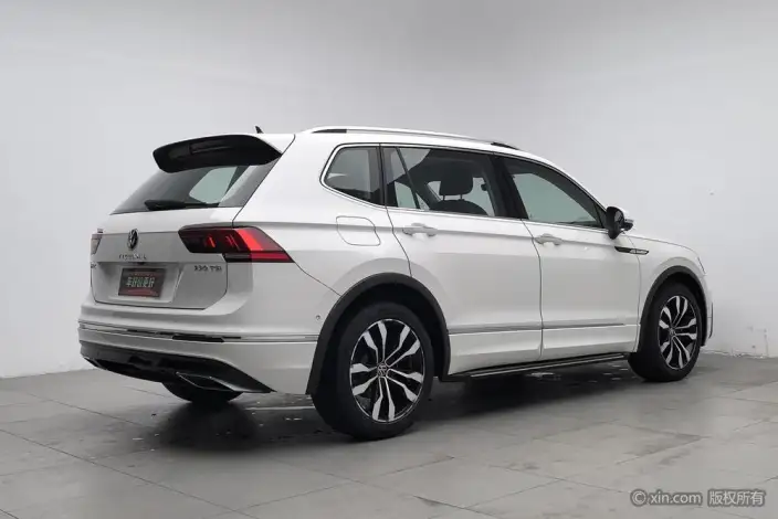 Volkswagen Tiguan L 2021 Model 330TSI Automatic 2WD R-Line Enjoy the version more – фото 4