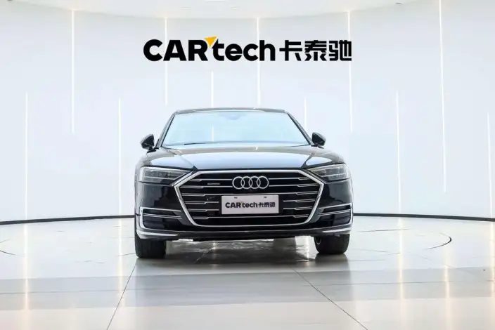 Audi A8 2021 Model A8L 50 TFSI quattro Comfort Model – фото 2