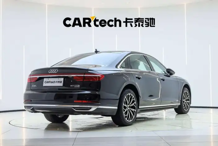 Audi A8 2021 Model A8L 50 TFSI quattro Comfort Model – фото 6