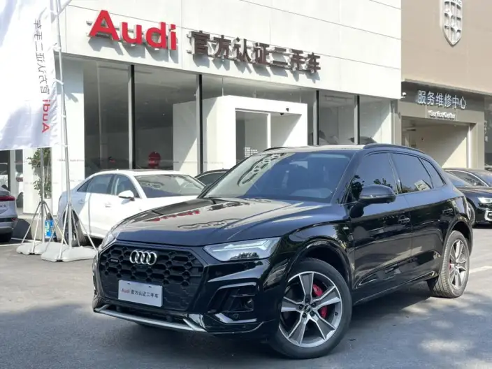 Audi Q5L 2022 Model Facelift 40T Luxury Dynamic Model – фото 1