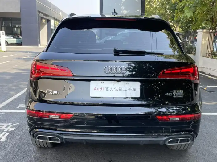 Audi Q5L 2022 Model Facelift 40T Luxury Dynamic Model – фото 3