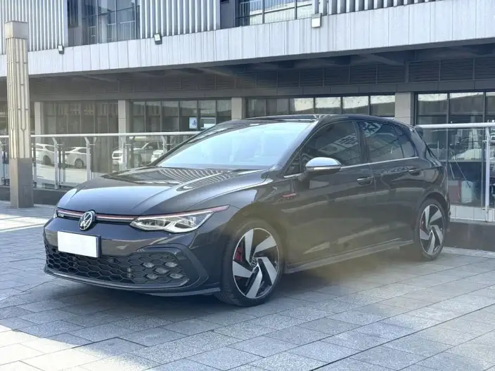 Volkswagen Golf GTI 2021 Model 380TSI DSG GTI – фото 1