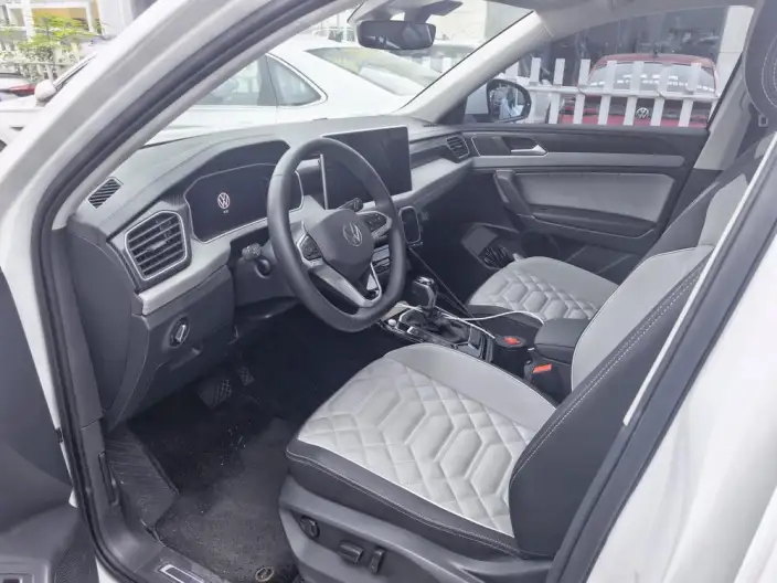 Volkswagen Tayron 2024 Model 330TSI 2WD Luxury Plus Advanced version – фото 8