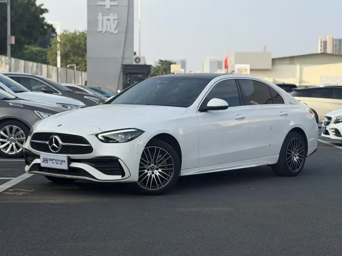 Mercedes-Benz C-Class 2024 Model C 260 L Sports Edition – фото 1
