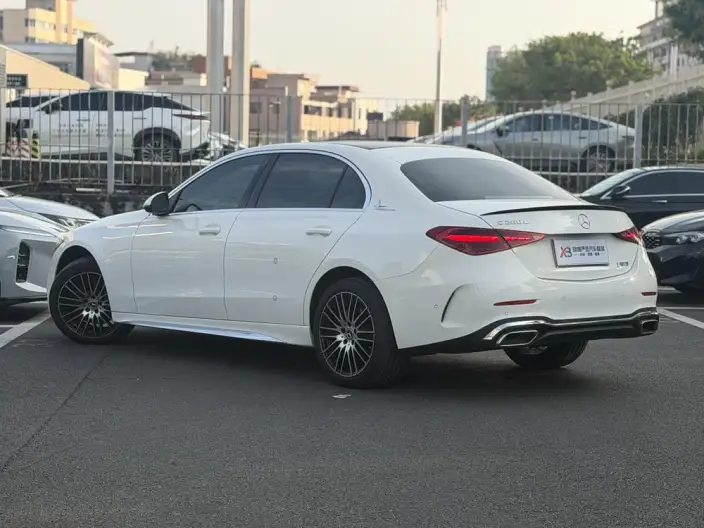 Mercedes-Benz C-Class 2024 Model C 260 L Sports Edition – фото 4