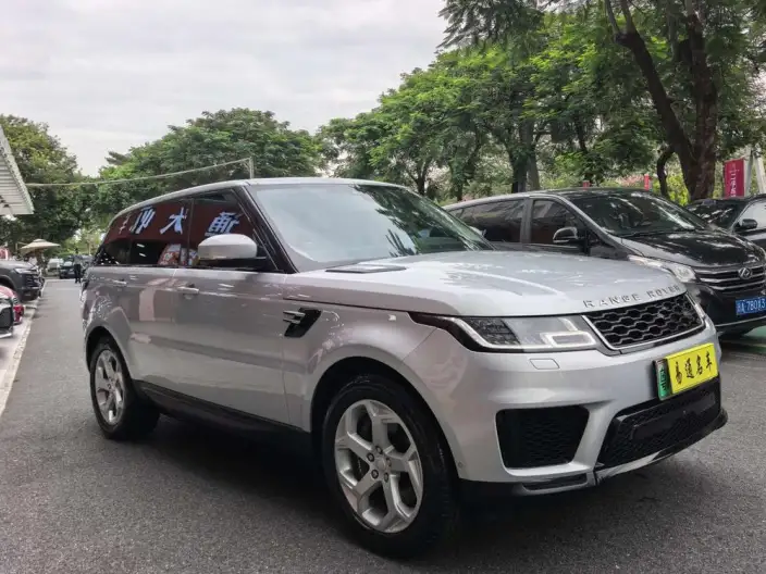 Land Rover Range Rover Sport PHEV 2021 Model P400e SE – фото 3