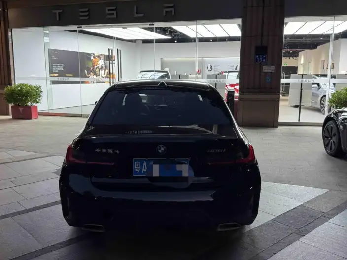 BMW 3 Series 2023 Model 325i M Sports Set – фото 5