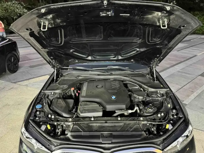 BMW 3 Series 2023 Model 325i M Sports Set – фото 7
