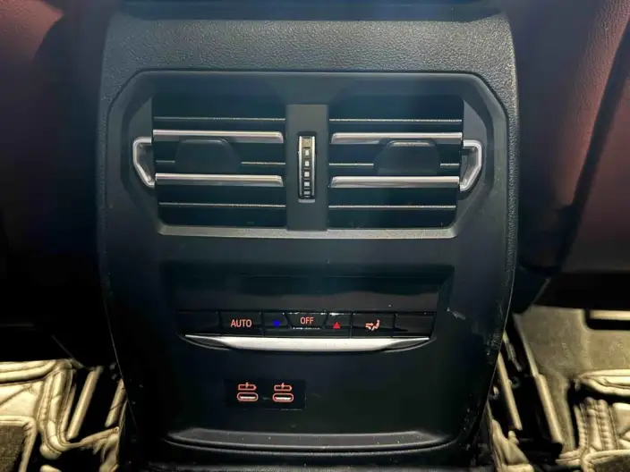BMW 3 Series 2023 Model 325i M Sports Set – фото 9