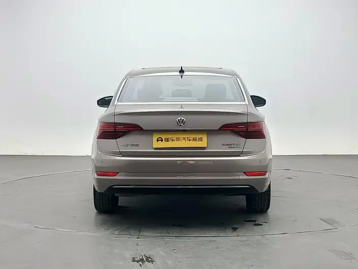 Volkswagen Sagitar 2022 Model 200TSI DSG Flying Version – фото 6